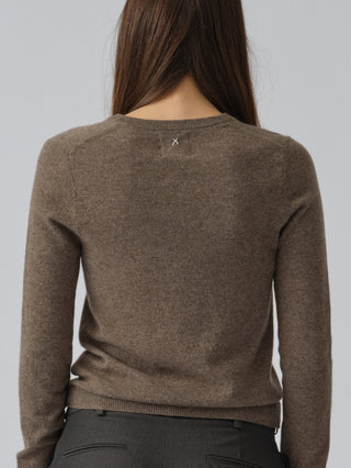 Women's Fitted 90's V-Neck - Truffle