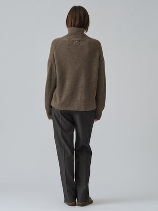 Premium Ribbed Turtleneck - Truffle