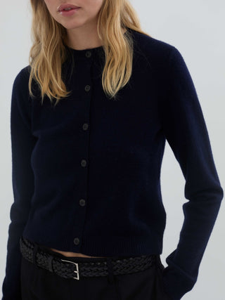 Navy blue women's o-cardigan in 12-gauge 100% Grade A Inner Mongolian cashmere, with a fitted silhouette and neat round neckline