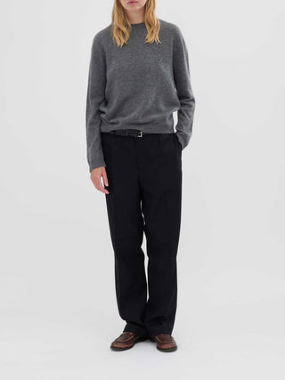 Women’s Oversized Roundneck sweater in Heather Grey – 100% Grade A Inner Mongolian cashmere, 10-gauge knit, relaxed boxy fit with flattering round neckline