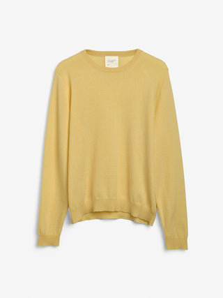 Women's Classic Roundneck sweater in Butter, knitted in 12-gauge 100% Grade A Inner Mongolian cashmere, featuring a regular fit, round neckline, and slightly dropped shoulders