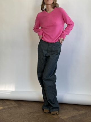 Women's Fitted 90's V-Neck - Pink