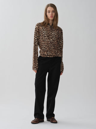 Original Polo in Leopard, knitted in 10-gauge cashmere with a relaxed unisex silhouette