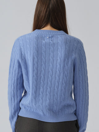 Premium Classic Cableknit Sweater in Soft Blue, knitted in 7-gauge cashmere with a timeless cable pattern and regular fit