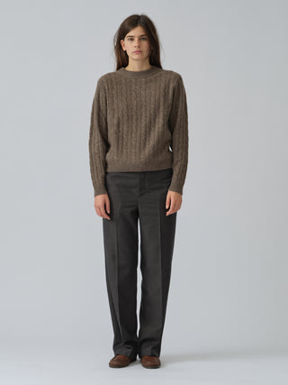 Truffle cable knit jumper with a regular fit, crafted from 100% Grade A Inner Mongolian cashmere