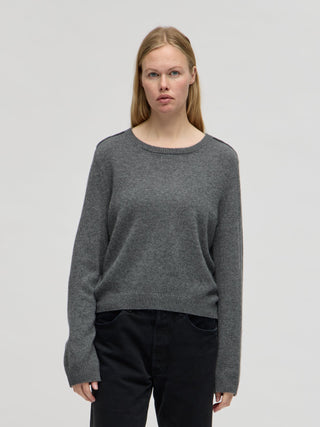Premium Patched Classic Roundneck - Heather Grey