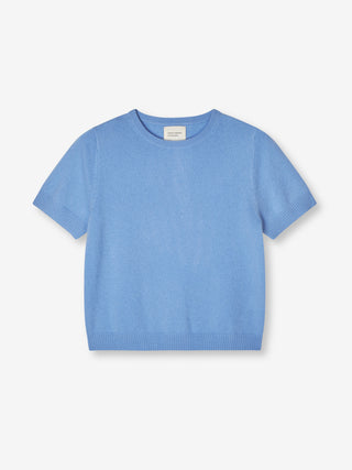 Women’s Blouse in Soft Blue, knitted in 12-gauge cashmere with a cropped boxy fit and short sleeves