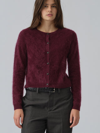 Women’s Brushed O-Cardigan in Bordeaux, crafted from brushed 12-gauge cashmere with a fitted silhouette and round neckline