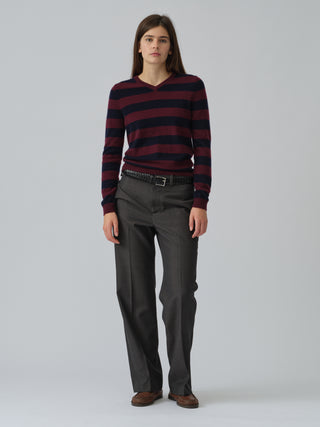 Navy blue and Bordeaux striped fitted V-neck cashmere sweater with wide stripes, clean neckline, and a flattering 90s-inspired silhouette in 100% Grade A cashmere
