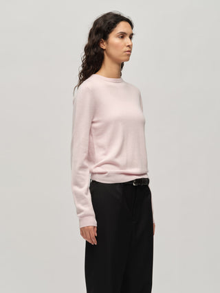Women's Fitted Roundneck - Baby Pink