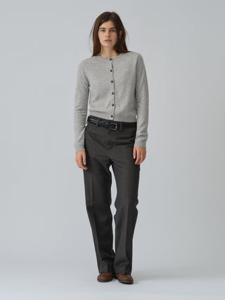 Women's O-Cardigan in Ash Grey, knitted in 10-gauge cashmere with a relaxed unisex silhouettes