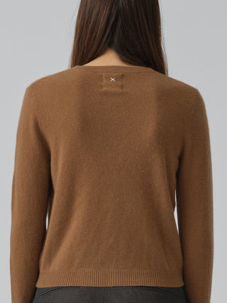 Caramel women's o-cardigan in 100% Grade A Inner Mongolian cashmere, 12-gauge knit, with a fitted silhouette and neat round neckline