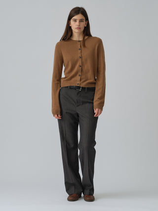 Caramel women's o-cardigan in 100% Grade A Inner Mongolian cashmere, 12-gauge knit, with a fitted silhouette and neat round neckline