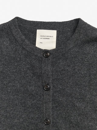 Dark grey women's o-cardigan in 100% Grade A Inner Mongolian cashmere, 12-gauge knit, with a fitted silhouette and neat round neckline