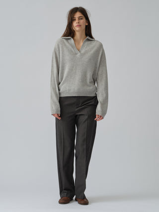 Women’s Oversized Collar V-Neck in Ash Grey – 100% Grade A Inner Mongolian cashmere, 10-gauge knit, relaxed boxy fit with open collar