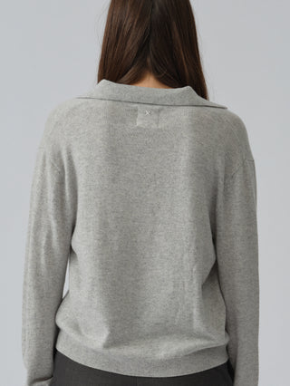 Women’s Oversized Collar V-Neck in Ash Grey – 100% Grade A Inner Mongolian cashmere, 10-gauge knit, relaxed boxy fit with open collar