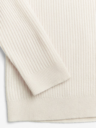 Off-white women's ribbed turtleneck sweater in 100% Grade A Inner Mongolian cashmere, 12-gauge knit, with a slim-fit silhouette and high neck