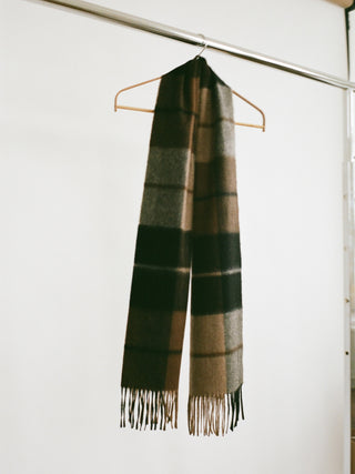 Checked Brown cashmere woven scarf with a smooth, slightly shiny finish and fringed ends